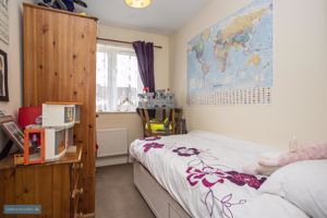 Bedroom- click for photo gallery